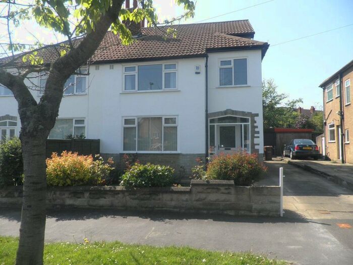 4 Bedroom Semi-Detached House To Rent In Becketts Park Road, Leeds, LS6