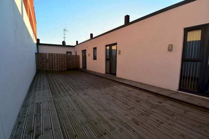 2 Bedroom Flat To Rent In Eltham High Street, London SE9