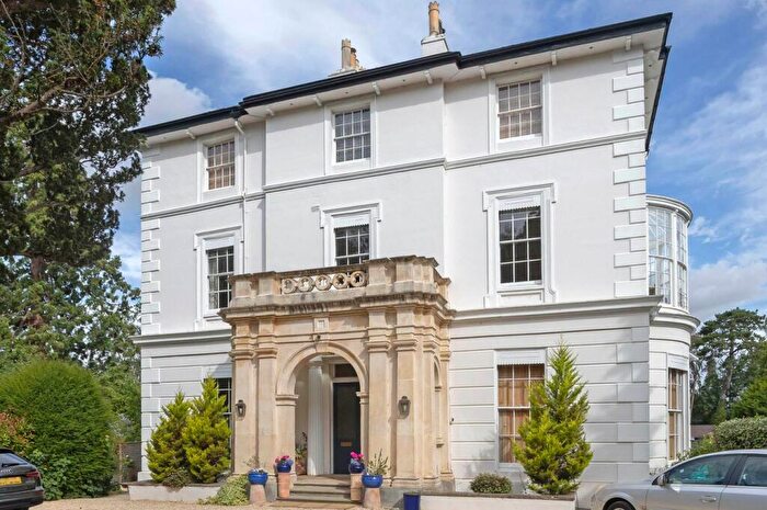 2 Bedroom Flat For Sale In The Park, Cheltenham, GL50