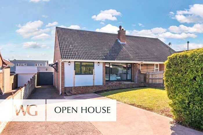2 Bedroom Bungalow For Sale In Exmouth, Devon, EX8