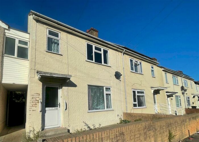 3 Bedroom Terraced House To Rent In Northfleet, Gravesend, Kent, DA11
