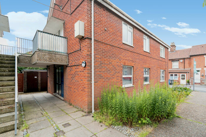 3 Bedroom Flat To Rent In Anchor Street, NR3