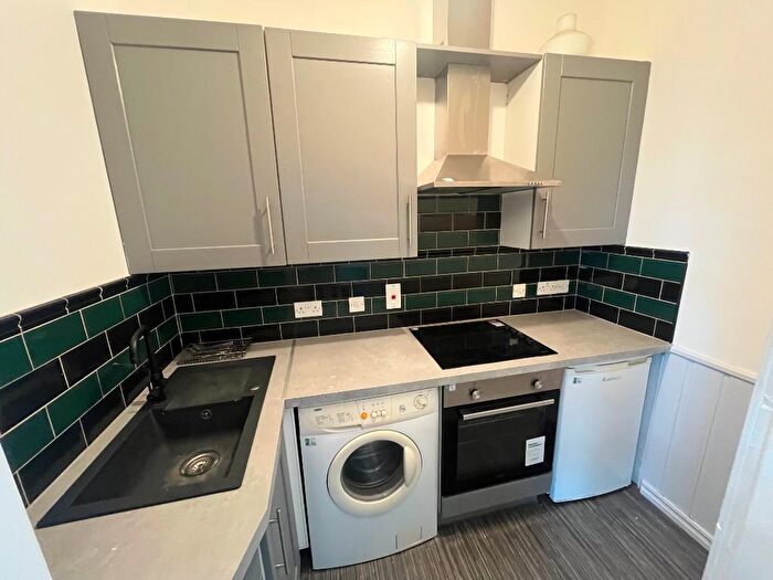 1 Bedroom Flat To Rent In Market Square, Stonehaven, Aberdeenshire, AB39