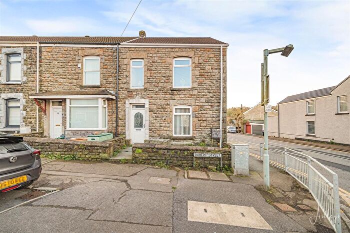 3 Bedroom End Terrace House For Sale In Robert Street, Manselton, Swansea, SA5