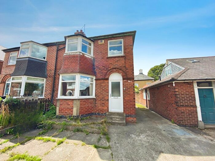 3 Bedroom Semi Detached House To Rent In Abbotsford Road, Hull Road, York, YO10