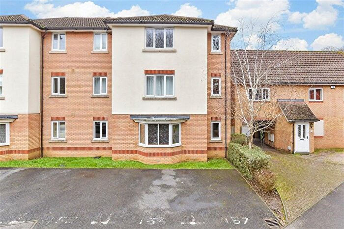 2 Bedroom Flat For Sale In Thomas Rider Way, Boughton Monchelsea, Maidstone, Kent, ME17