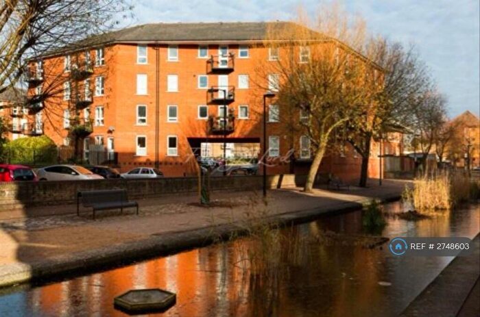 1 Bedroom Flat To Rent In Basque Court, London, SE16