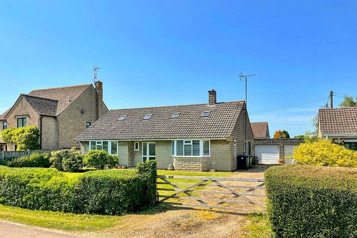 5 Bedroom Detached House For Sale In Down Ampney, GL7