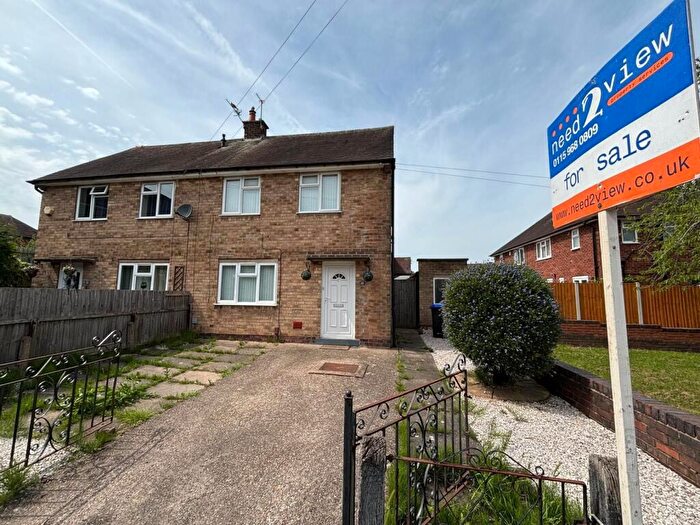 2 Bedroom Semi Detached House For Sale In Yewtree Road, Hucknall, Nottingham, NG15