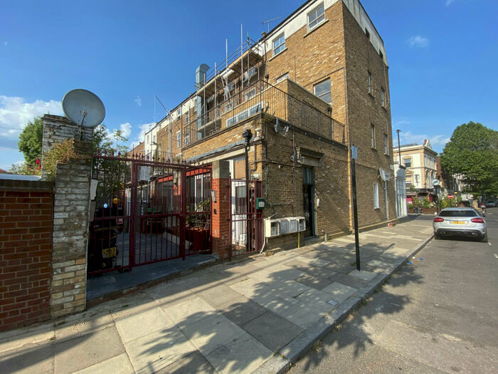 2 Bedroom Flat To Rent In Stanmore Street, Islington, London, N1