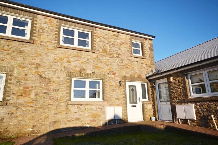 3 Bedroom End Of Terrace House To Rent In Swallow Croft, Dean, Workington, CA14