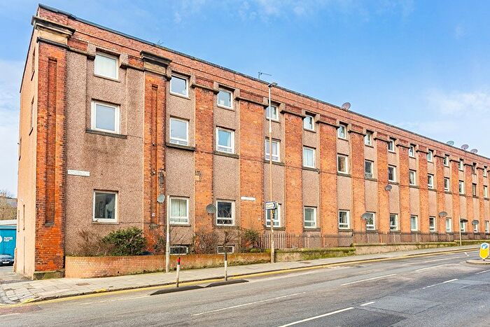 2 Bedroom Flat For Sale In Causewayside, Edinburgh, EH9