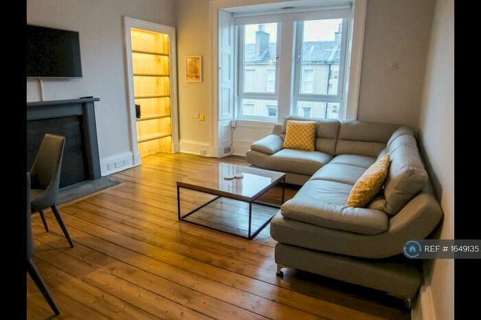 3 Bedroom Flat To Rent In Panmure Place, Edinburgh, EH3