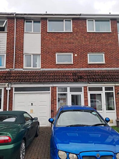 4 Bedroom Town House For Sale In Linden Close, Fishponds, Bristol, BS16