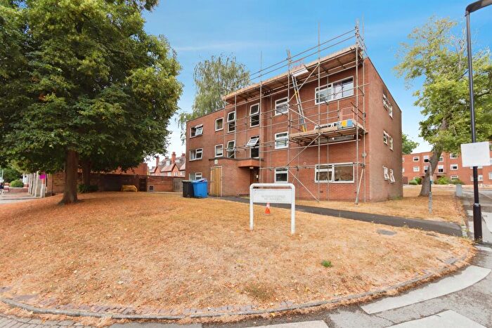 1 Bedroom Flat For Sale In Chad Valley Close, Birmingham, B17