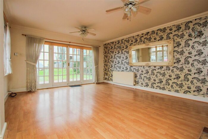 4 Bedroom Detached House For Sale In Great Warley Street, Great Warley, Brentwood, CM13