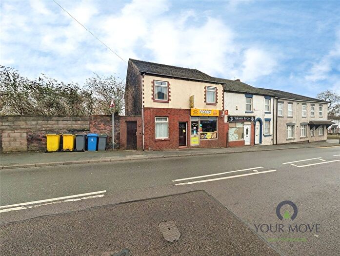 2 Bedroom Flat To Rent In Anchor Road, Stoke-On-Trent, Staffordshire, ST3