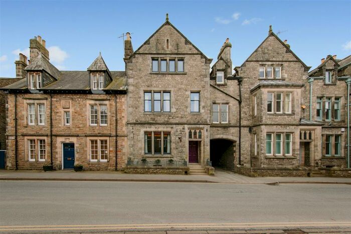 4 Bedroom Character Property For Sale In Absoluxe Suites, Main Street, Kirkby Lonsdale, Carnforth, LA6