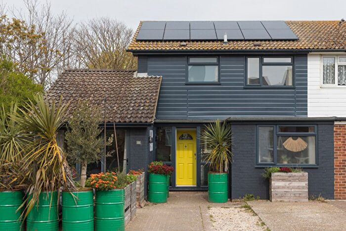 4 Bedroom End Of Terrace House For Sale In Denham Way, Camber, East Sussex, TN31