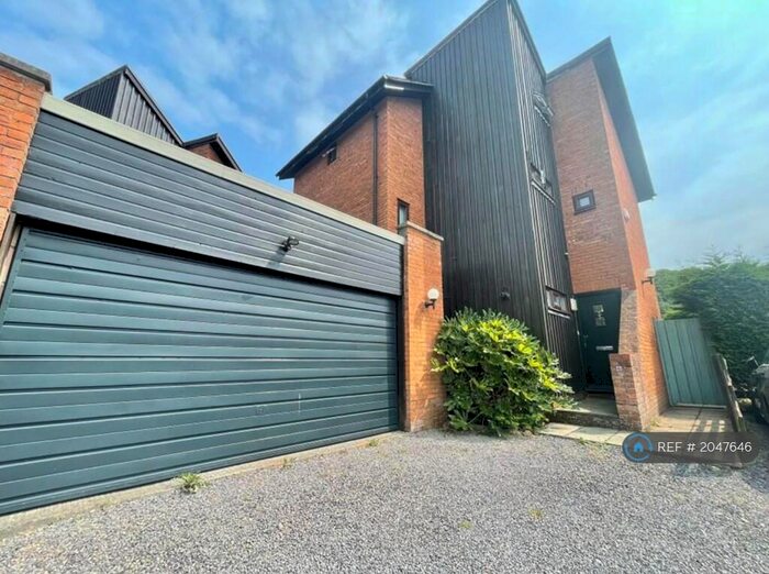 4 Bedroom Detached House To Rent In Bellhouse Walk, Bristol, BS11