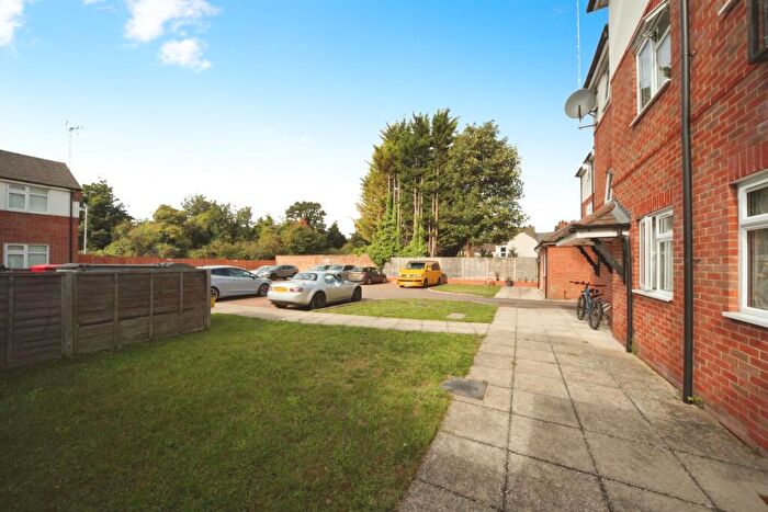 1 Bedroom Flat For Sale In Empress Road, Luton, LU3