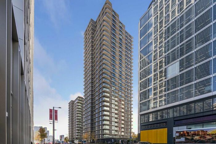 1 Bedroom Flat To Rent In Glasshouse Gardens, London, E20