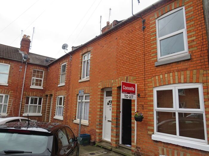 2 Bedroom Property To Rent In Dunster Street, Northampton, NN1