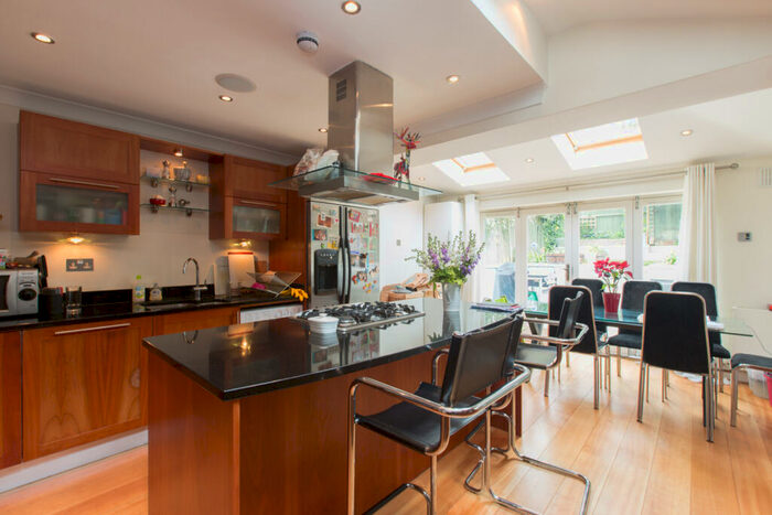 4 Bedroom Terraced House To Rent In Stonells Road, Battersea, London, SW11
