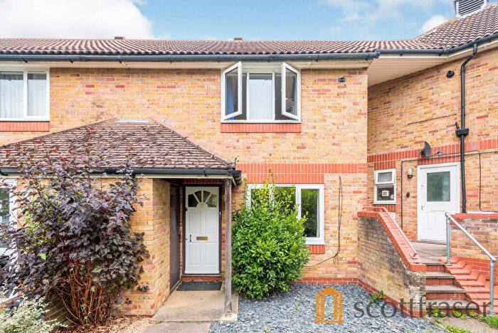 2 Bedroom Semi-Detached House To Rent In Challenor Close, Abingdon, OX14