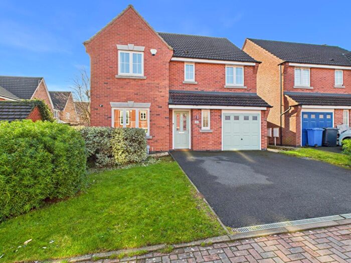 4 Bedroom Detached House For Sale In Birkbeck Close, Mickleover, DE3