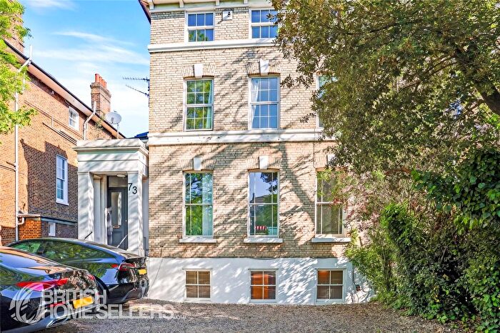 3 Bedroom Flat For Sale In Shooters Hill Road, London, SE3