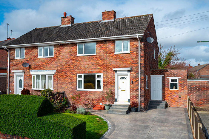 3 Bedroom Semi Detached House For Sale In Hail Mary Drive, Woodhouse, Sheffield, S13