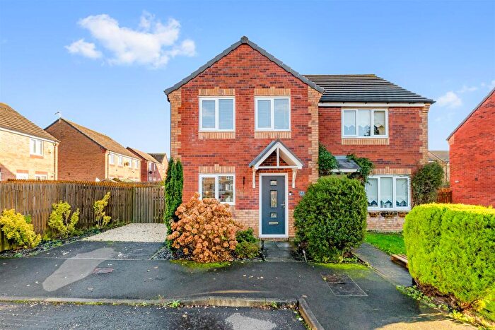 3 Bedroom Semi Detached House For Sale In Hillside Avenue, Liverpool, L36