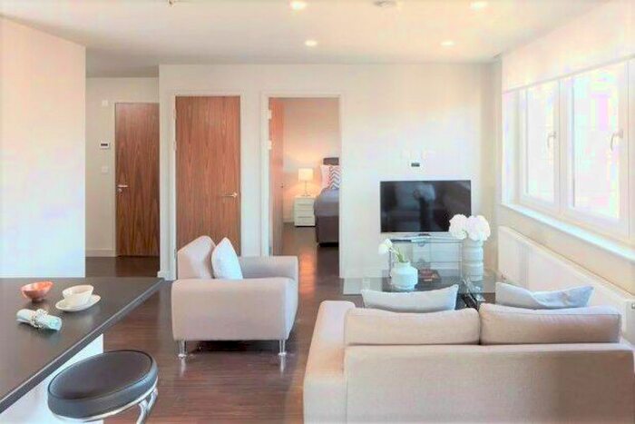 2 Bedroom Flat To Rent In Cherrydown East, Basildon, SS16