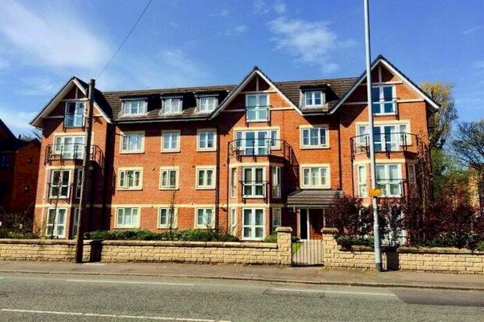 2 Bedroom Flat To Rent In Alexandra Road South, Manchester, M16