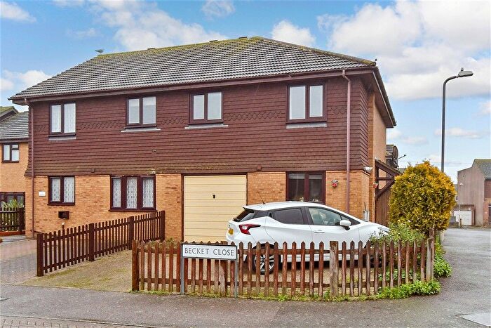 3 Bedroom Semi Detached House For Sale In Courtenay Road, Deal, Kent, CT14