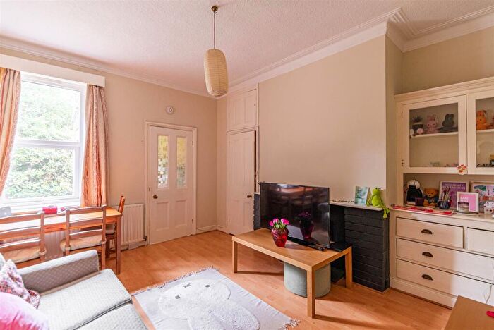 2 Bedroom Flat To Rent In Grantham Road, Sandyford, Newcastle Upon Tyne, NE2