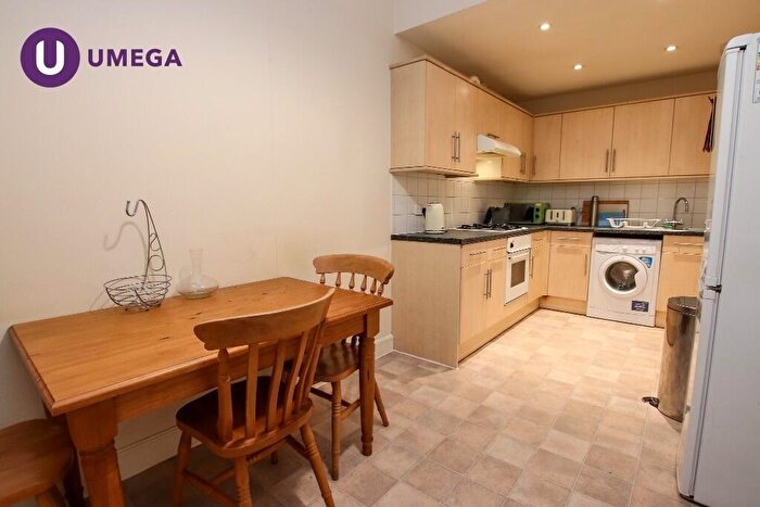 4 Bedroom Apartment To Rent In Warrender Park Road, Marchmont, Edinburgh, EH9