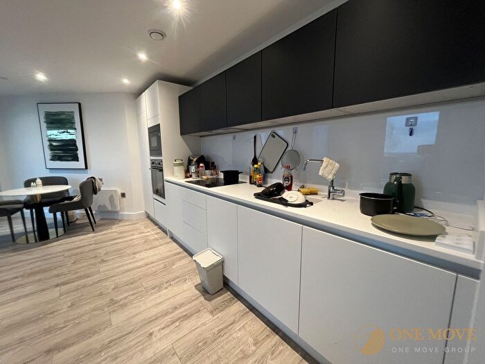 2 Bedroom Flat For Sale In Silvercroft Street, Manchester, M15