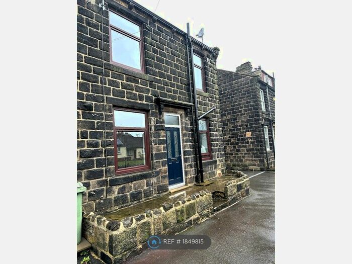 2 Bedroom Terraced House To Rent In Granville Terrace, Yeadon, Leeds, LS19