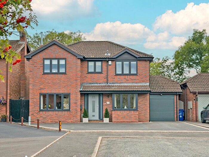 4 Bedroom Detached House For Sale In Clee View Meadow, Dudley, DY3