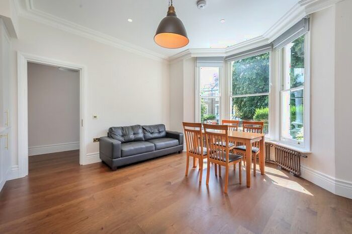 2 Bedroom Flat To Rent In Very The Grove Area, Ealing Broadway, W5