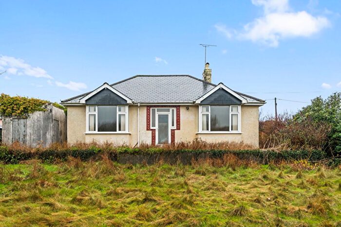 3 Bedroom Bungalow For Sale In Harwell Lane, South Brent, TQ10