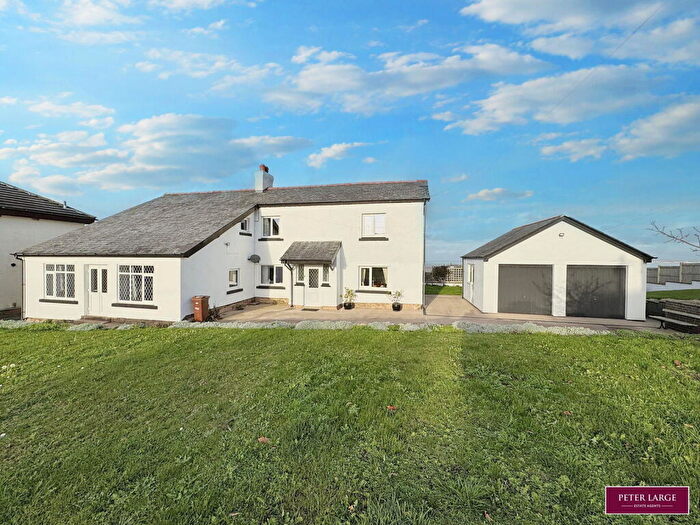 5 Bedroom Detached House For Sale In Penyffordd, Flintshire, CH8