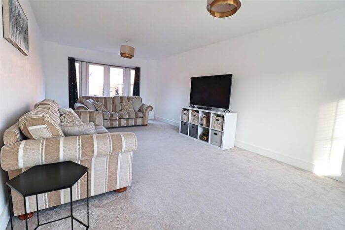 5 Bedroom Detached House For Sale In Goodwin Close, Braintree, CM7