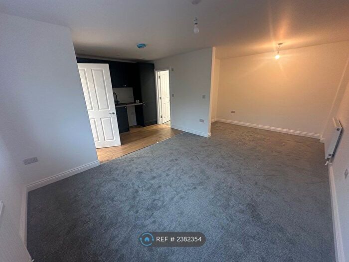 Studio To Rent In Madeira Parade, Bognor Regis, PO22