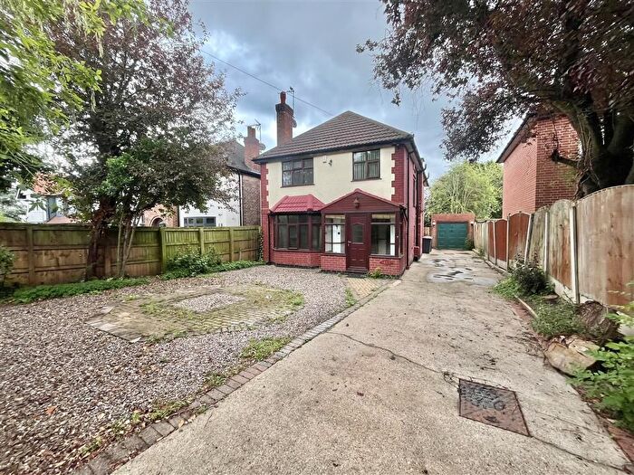 4 Bedroom Property To Rent In Chilwell Lane, Bramcote, Nottingham, NG9