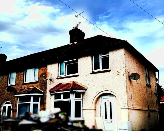 3 Bedroom End Of Terrace House To Rent In Princes Park Avenue, Hayes, UB3
