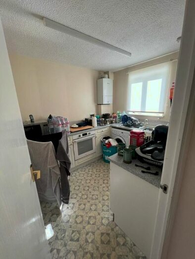 2 Bedroom Flat To Rent In Gogarloch Syke, Gyle, Edinburgh, EH12