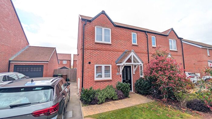 2 Bedroom Semi-Detached House For Sale In Cherry Croft, Wantage, OX12
